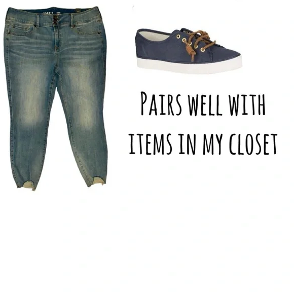 Sperry Navy Blue Sneakers with Tan Laces - Picture 2 of 5